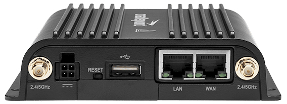 Cradlepoint IBR9000-600M + NetCloud Ruggedized IoT trådlös router Gigabit Ethernet Dual-band (2,4 GHz / 5 GHz) 4G Svart