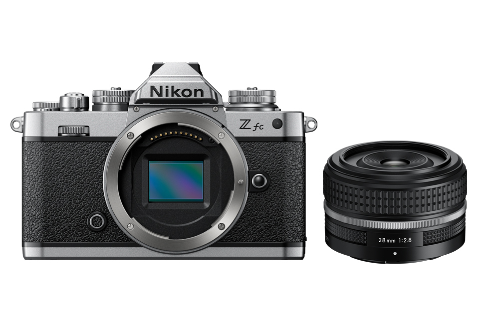Nikon Z fc + 28 SE-kit MILC 20,9 MP CMOS 5568 x 3712 pixlar Svart, Silver