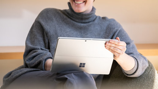Surface Pro 9 mit i7 / 16 GB RAM / 256 GB (S8G-00021) kaufen