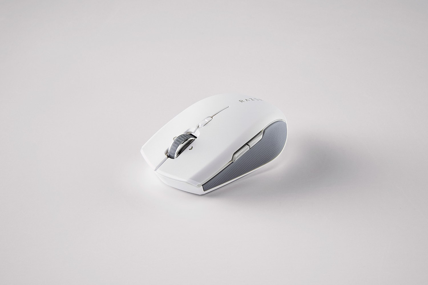 ROCCAT Kone AIMO souris Ambidextre USB Type-A Optique 12000 DPI