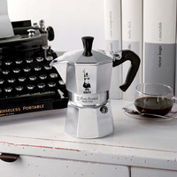 Bialetti Moka Express Cafetière à moka 0,2 L Aluminium, Noir