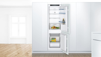 Bosch Serie 4 KIV86VSE0 réfrigérateur-congélateur Intégré (placement) 267 L E Blanc