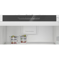 Siemens iQ300 KI81RVFE0 réfrigérateur Intégré 310 L E Blanc
